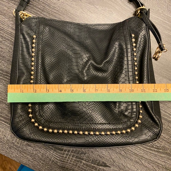 Jessica Simpson black faux snake skin gold studded shoulder bag purse tote EUC - Picture 10 of 16